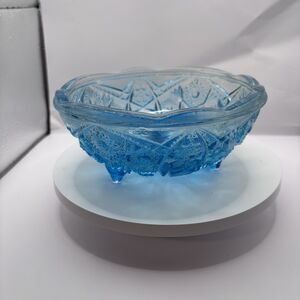 VTG McKee Fentec pattern pressed glass floral/diamond ombre blue bowl/dish